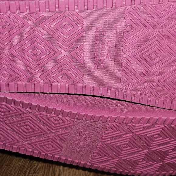 LifeStride Pink Quilted Microsuede Ugg Style Booties Size 11 - Picture 7 of 8